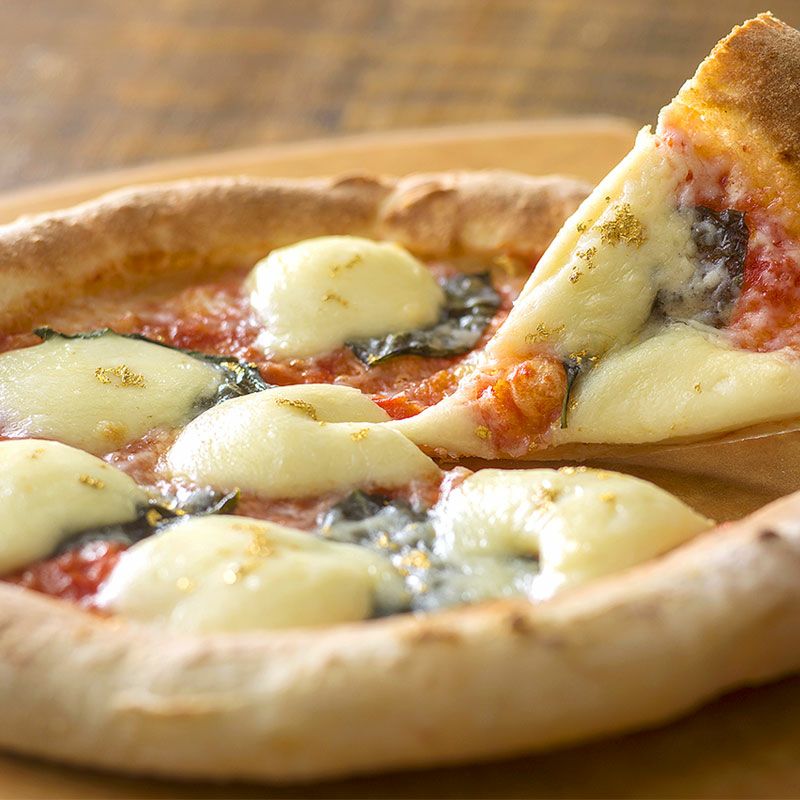 金箔フレッシュバジルマルゲリータ